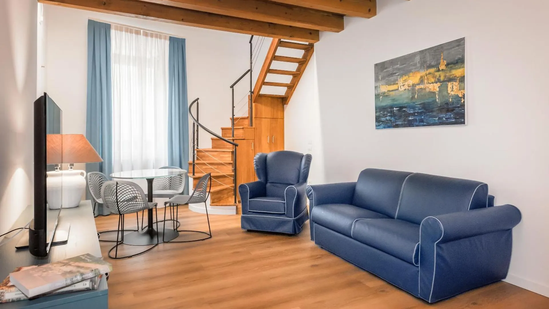Flats4Rent Amavi Suite E Dimora Mimma Verona Italy